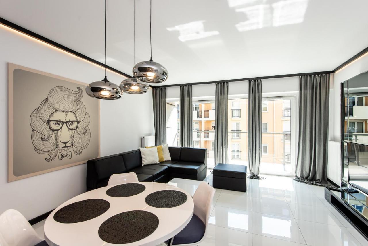 Super-Apartamenty Presidential Suite Poznan Dış mekan fotoğraf